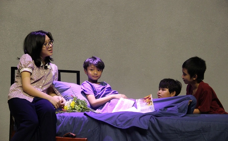 Bìa sách Làm bạn với bầu trời của nhà văn Nguyễn Nhật Ánh.